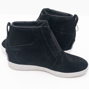 Sorel. Out N About Pull On Women's Wedge.